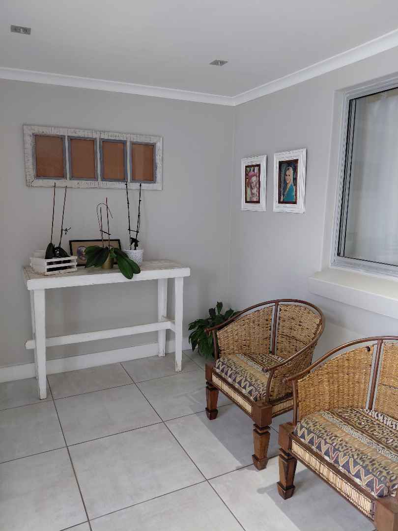 To Let 4 Bedroom Property for Rent in Welgelegen Western Cape